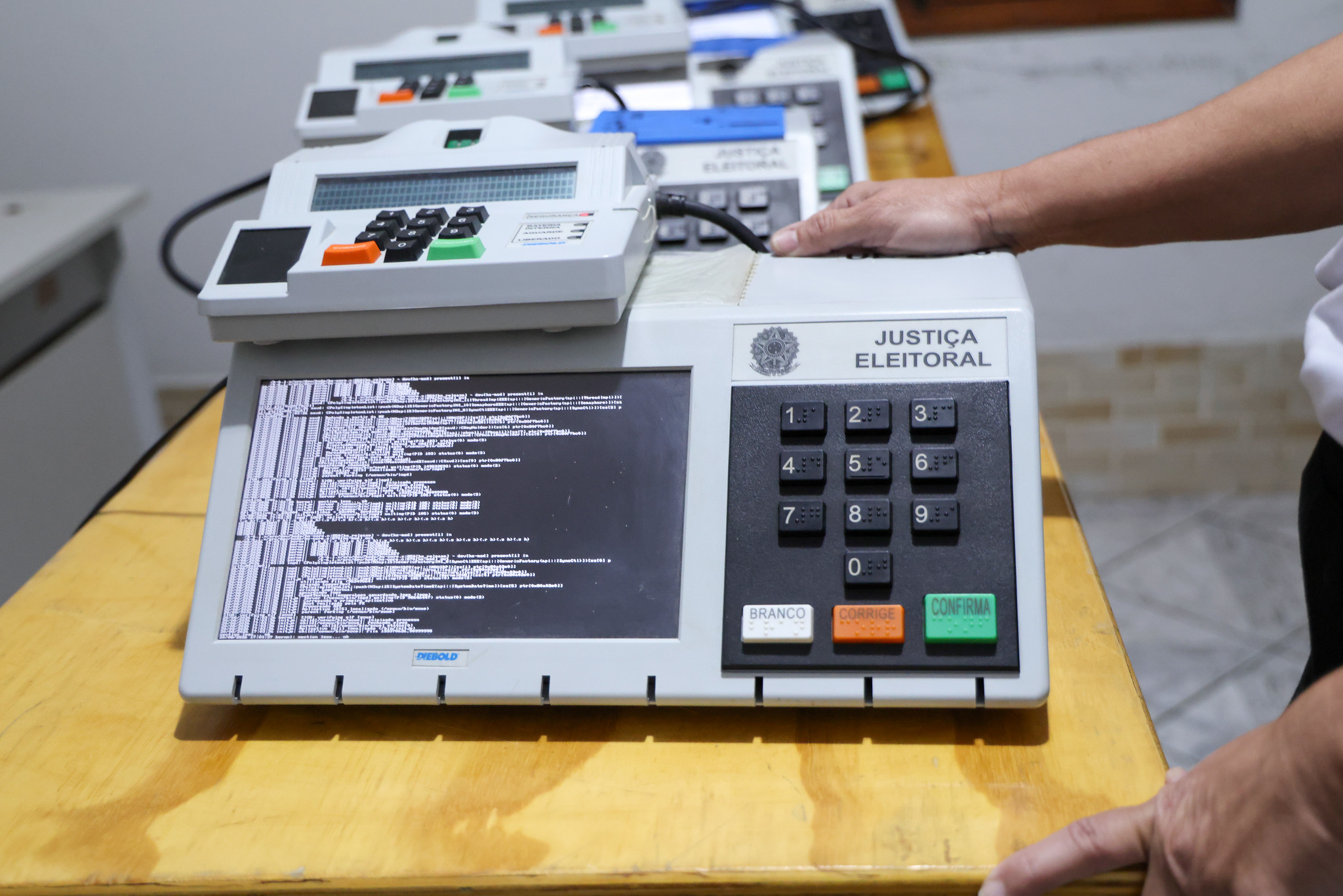 Campanha avança e pesquisas eleitorais começam a ser divulgadas em sequência | Em alta na política - 