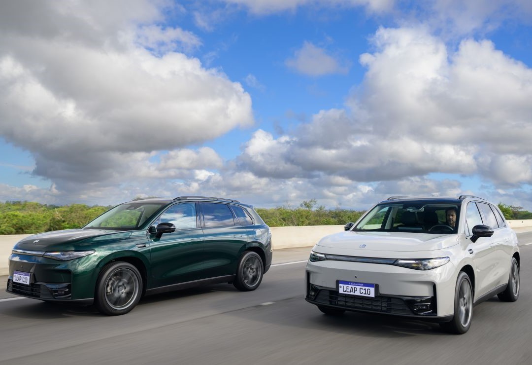 Leapmotor C10 100% elétrico ou ultra-híbrido: qual escolher? - Multieixos com Renato Ferraz - 