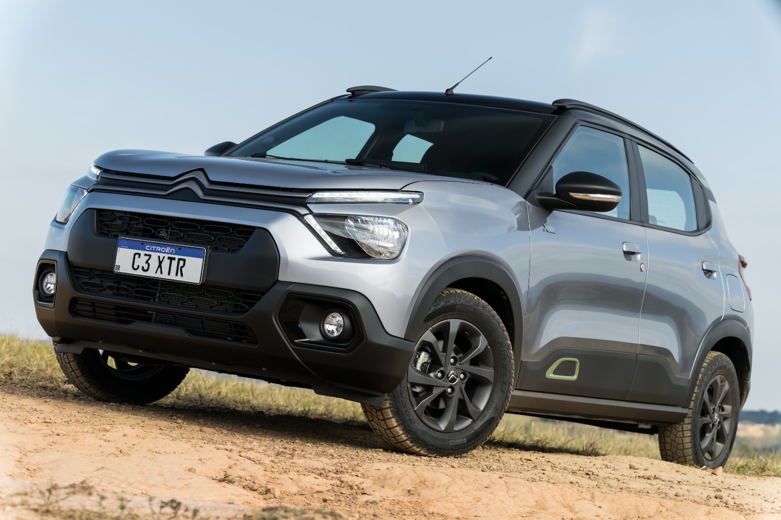 Citroën C3 XTR: negocie e o leve por menos de R$ 90 mil - Multieixos com Renato Ferraz - 