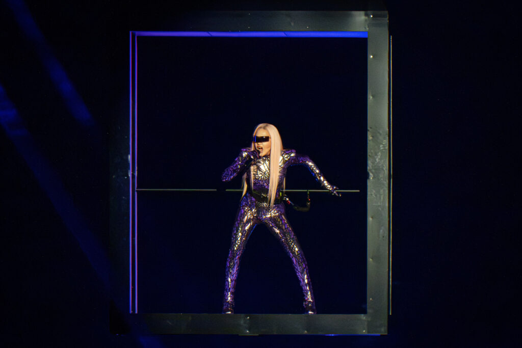 Madonna de Versace na Celebration Tour