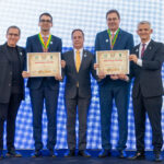 O cineasta Whalter Neto, o diretor regional do Senac Vitor Corrêa, Antônio José Náufel, o presidente da Fecomércio José Aparecido Freire e Alexandre Ferro | Foto: Mariana Campos