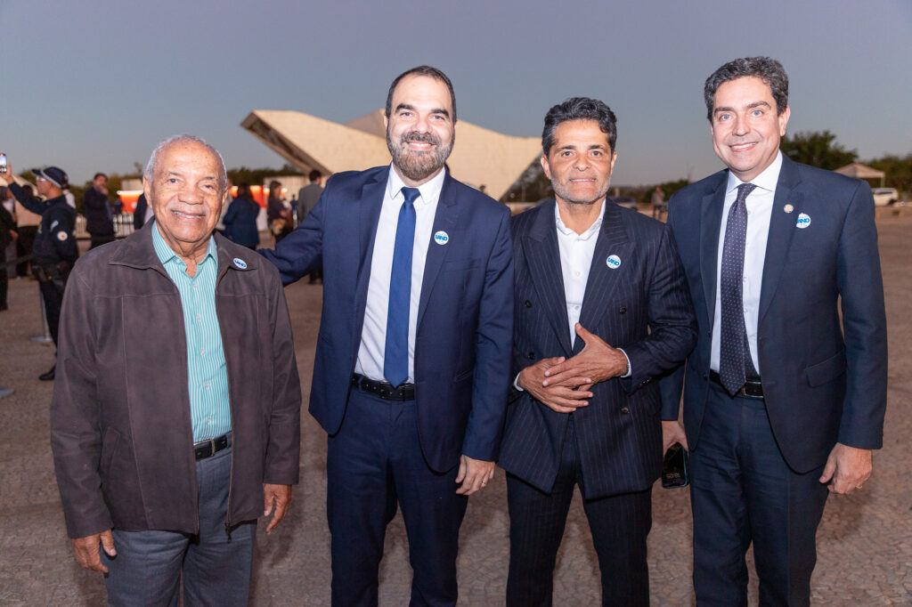 Athayde Passos da Hora, Alexandre Patury, Valcides Araújo e Mauro Oliveira