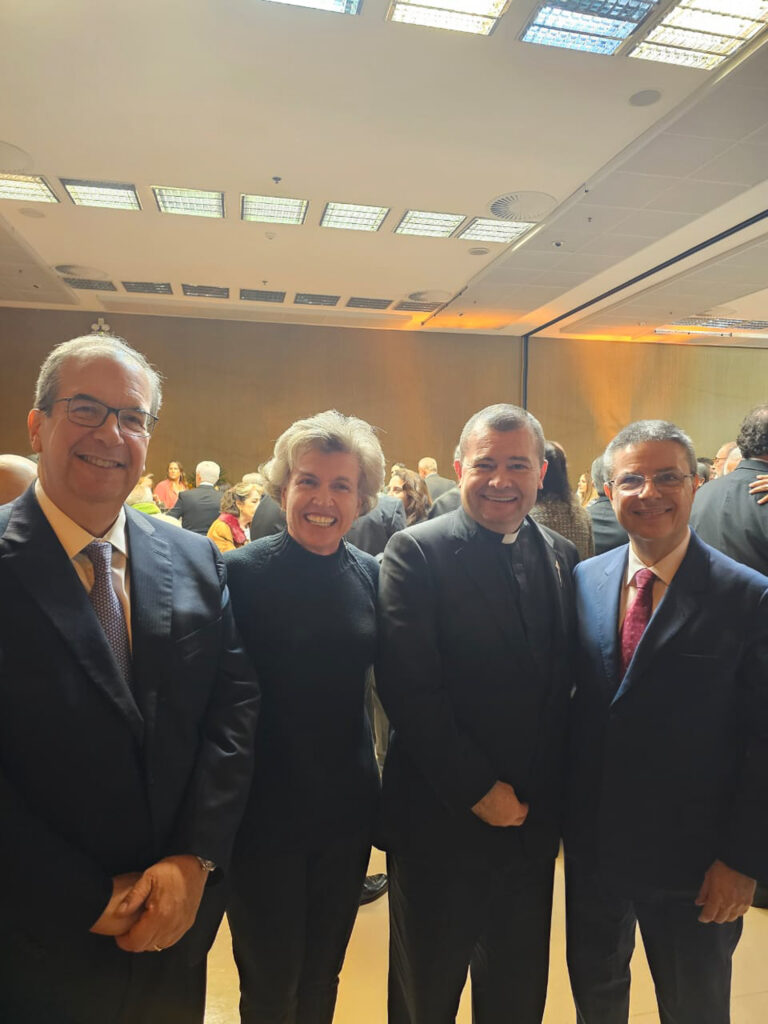 Ricardo Cueva, Adriana, Padre Antônio Guerra e Antonio Anastasia