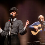 Toquinho e Camilla Faustino se apresentam na Sala Martins Pena, durante o encerramento da segunda edição do Prêmio Candango de Literatura | Fotos: Phillipe Guimarães/Phills Fotografias/Divulgação