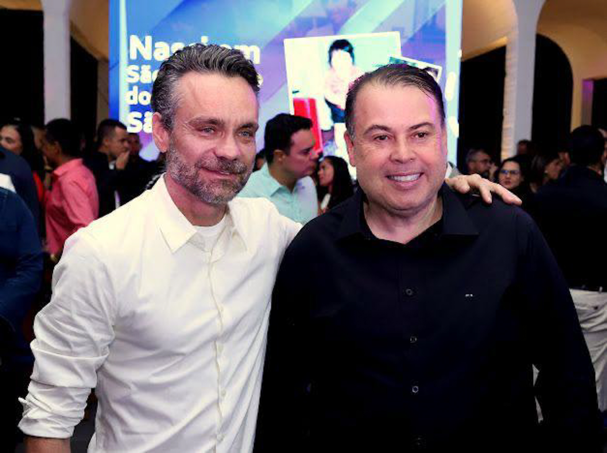 O chefe da Casa Civil do DF, Gustavo Rocha e o deputado federal Júlio César Ribeiro