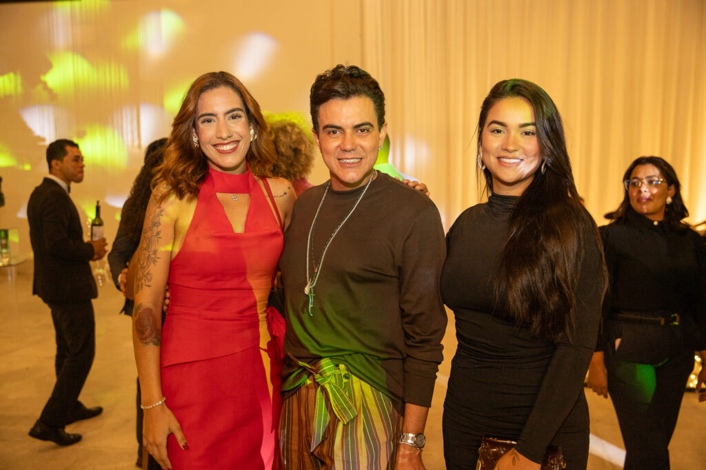 Tais Gomes, Tiago Correia e Bianca Avelino