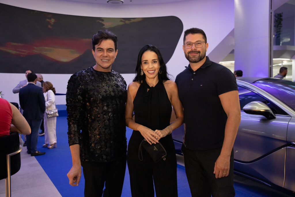 Tiago Correia, Thays Araújo e Fávio Soares