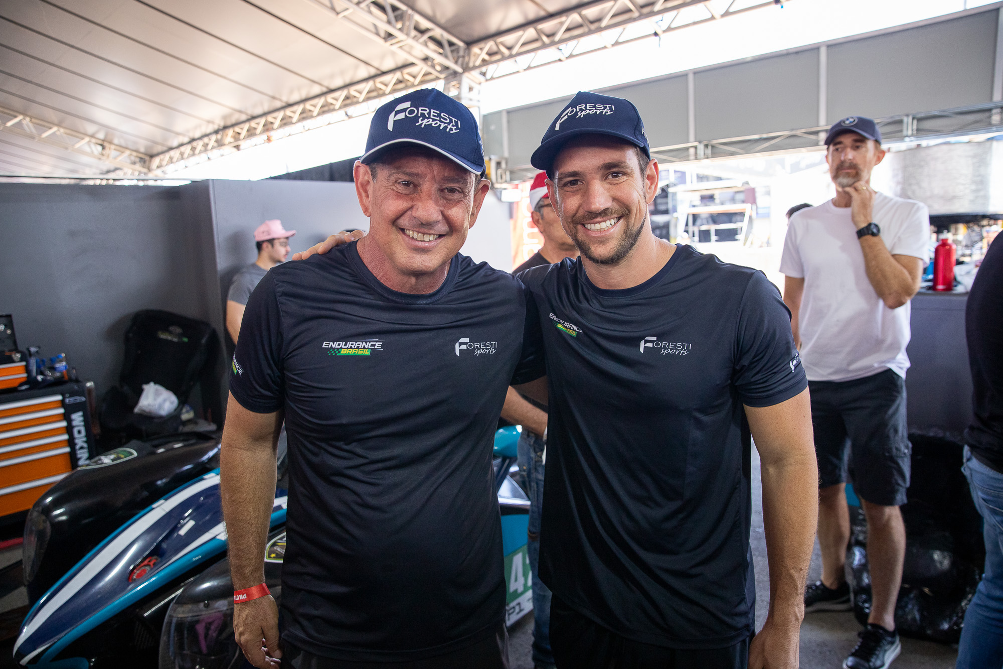 No autódromo, Três Horas de Brasília tem disputas acirradas e título para equipe brasiliense - Viva Brasília - 